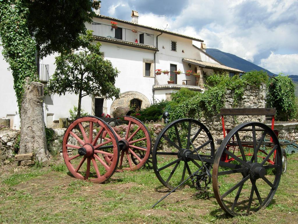 B&B La Staffa Aquino Екстер'єр фото