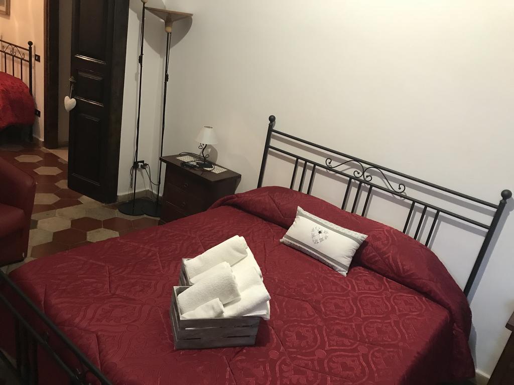 B&B La Staffa Aquino Екстер'єр фото