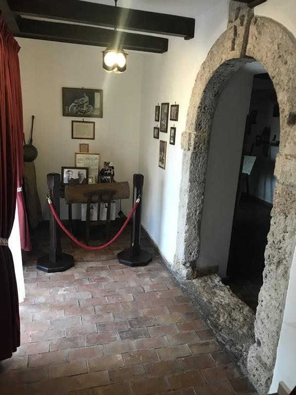 B&B La Staffa Aquino Екстер'єр фото