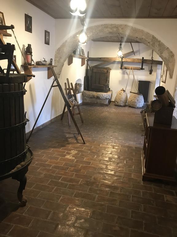 B&B La Staffa Aquino Екстер'єр фото